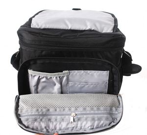 Sac de transport pour appareil photo reflex numérique de luxe BSCI Factory avec doublure intérieure rembourrée, séparateurs ajustables, poches pour accessoires et bandoulière - Product Image 3