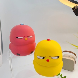 Wobi Phoebe Chicken PU Slow Rebound Decompression Venting Squeeze Toy Model WJ-124 for Children &amp; Youth Office Desktop Toy - Product Image 4