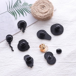 Broche visage souriant en alliage de zinc conception de forme ronde choix de couleurs multiples insigne d'épingle de logo personnalisé - Product Image 4