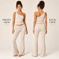 Ensemble de vêtements de sport pour femmes sur mesure, leggings évasés à taille en V et haut à une épaule pour l'entraînement