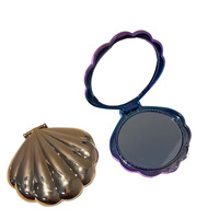 Miroir de poche pliable en plastique en forme de coque de haute qualité
