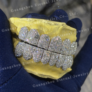 <span class=keywords><strong>Grillz</strong></span> Personnalisés Bling Givre HAUT BAS 10 en Argent S925 avec Diamants Moissanite Impeccables Coupe Droite en Or Massif pour Dents - Product Image 4