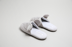 Nuevo estilo Otoño e Invierno mujeres y hombres Zapatillas <span class=keywords><strong>de</strong></span> casa <span class=keywords><strong>de</strong></span> interior elefante <span class=keywords><strong>de</strong></span> orejas grandes zapatillas <span class=keywords><strong>de</strong></span> suela TPR antideslizantes silenciosas - Product Image 4