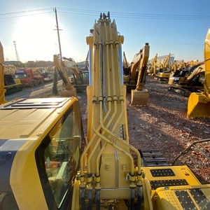 รถขุดขนาดใหญ่ Komatsu PC450 มือสอง นำเข้าจากญี่ปุ่น ราคาถูก น้ำหนัก 45 ตัน พร้อมขาย - Product Image 1
