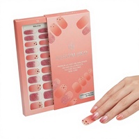 Ongles en gel semi-durcis sans UV et non toxiques avec accents à motif cœur pour la fourniture aux salons haut de gamme, tenue jusqu'à 14 jours