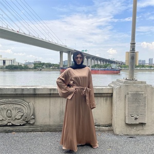 6622 #   Robe classique décontractée en satin de couleur unie, vêtements musulmans islamiques Abaya - Product Image 5