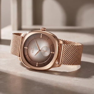 Montre à quartz pour homme au design minimaliste avec cadran Fume, petite aiguille des secondes, boîtier et bracelet en acier inoxydable, étanche 3 ATM - Product Image 3