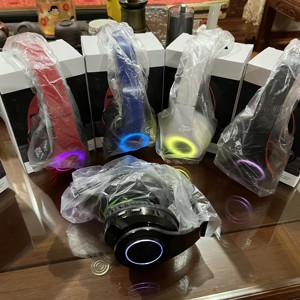 Pratique Pliable <span class=keywords><strong>Bluetooth</strong></span> 5.0 Casque Sans Fil <span class=keywords><strong>Bluetooth</strong></span> Casque Gaming Casque Lumiere Lgb Les Ecouteurs Sans Fil - Product Image 2