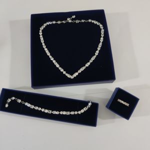 Bijoux en diamant de haute couture <span class=keywords><strong>pour</strong></span> femmes : collier goutte d'eau, bracelet goutte d'eau, bague goutte d'eau - Product Image 5