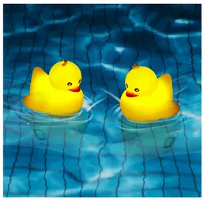 Lampu kolam renang LED bebek apung, isi ulang tahan air, 2 mode lampu malam untuk kolam renang, kolam dan pesta