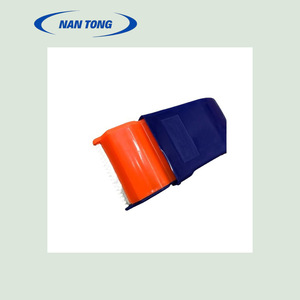 Distributeur de ruban adhésif Nantong, diamètre intérieur 76 mm, coupe-ruban adhésif en plastique pour la fermeture de cartons - Product Image 2