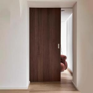 Handgemaakte massief houten waterdichte schuifdeur, modern minimalistisch, spoorloos, voor slaapkamer, op maat gemaakte onzichtbare schuifdeur - Product Image 5