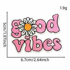 Patch brodé thermocollant rose, motif dessin animé anglais inspirant, applique mignonne pour la décoration de vêtements et sacs - Product Image 3