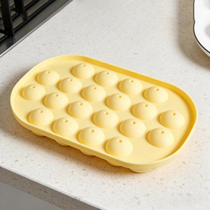 Grand bac à glaçons réutilisable en silicone, écologique, antiadhésif, sans danger pour les aliments, congélation rapide, démoulage facile, compatible congélateur, usage domestique - Product Image 2