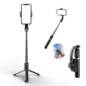 Trépied pour perche à Selfie Q08, sans fil, avec lumière beauté, support de téléphone extensible <span class=keywords><strong>3</strong></span> en 1, et lumière de remplissage avec télécommande sans fil - Product Image 1