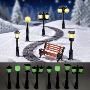 Lampadaire miniature lumineux qui brille dans le noir, décorations en résine, figurines, ornements pour la décoration de maison de poupée, paysage, jardin - Product Image 1