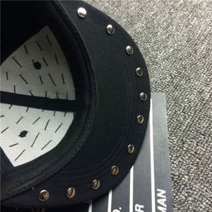 Gorras Snapback con Púas Populares entre los Jóvenes - Product Image 6