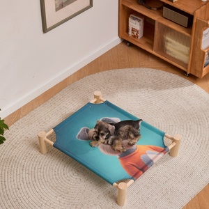 Cuccia per Animali Domestici Impermeabile e Staccabile con Motivi Animali, Letto per Cani e Gatti con Gambe in Legno Rialzate dal Suolo - Product Image 4