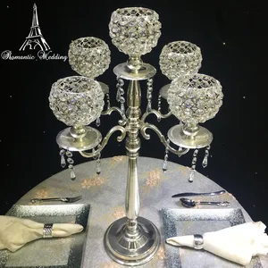 5臂76厘米高金色或银色烛台，带有水晶用于婚礼活动装饰桌子中心烛台