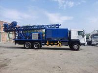 Appareil de forage de puits d'eau monté sur camion profond 300 mètres machine de forage de puits d'eau hydraulique