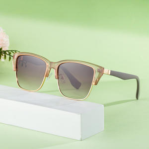 แว่นกันแดดทรงแคทอายสำหรับผู้ชาย กรอบสีดำ เลนส์ PC ป้องกันรังสียูวี 400 ขาแว่นลายไม้เทียม สำหรับกิจกรรมกลางแจ้ง รุ่น FY-99257 - Product Image 5