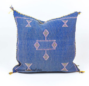Stunning <b>Cushion</b> <b>Cover</b>, Made in Morocco - Product Image 1