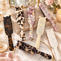 Nouvelle Brosse à Cheveux en Acétate Imprimé Écaille de Tortue avec Oreilles de Chat Mignonnes, Personnalisable (Logo OEM/ODM) pour Soin Quotidien des Cheveux des Femmes