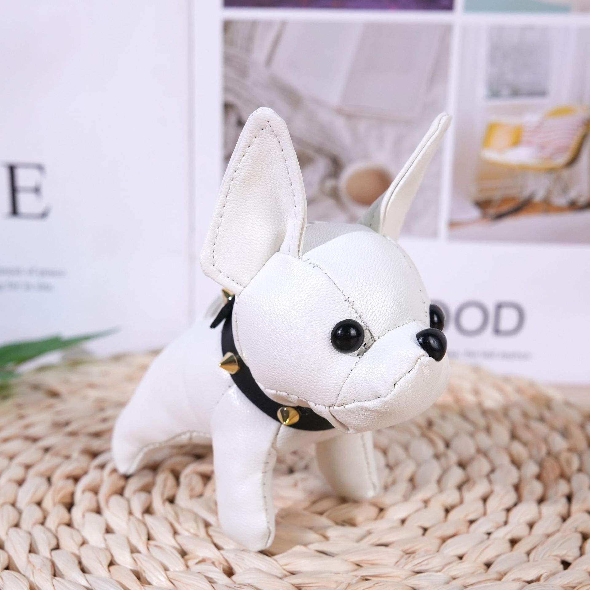 2.พร้อมพวงกุญแจ