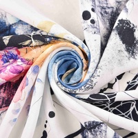 Tissu jersey tricoté imprimé sur mesure 100% rayonne Impression numérique pour robes d'été Tendance actuelle