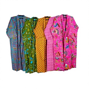 Bata de algodón 100% para mujer, estampada con flores, manga corta, cuello en V, largo completo, informal, para verano, ropa de dormir, albornoz - Product Image 3