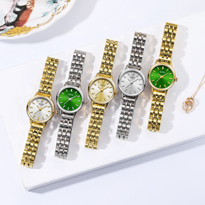 Reloj de Pulsera Minimalista Plateado para Mujer, con Correa de Acero Inoxidable, Esfera con Diseño de Rayos de Sol, Elegante Reloj de Cuarzo - Product Image 3