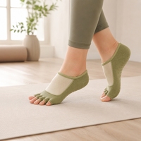 Chaussettes de yoga respirantes de haute qualité pour femmes, chaussettes de yoga à cinq doigts, chaussettes de pilates pour femmes, chaussettes de yoga personnalisées avec grip pour le fitness
