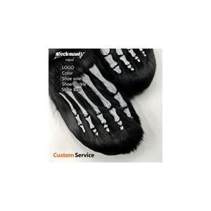 Zapatos de plataforma de felpa bordados personalizados de moda 2024 para hombre, zapatos de felpa casuales para el invierno. - Product Image 1