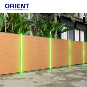 Ngoài trời Tùy Chỉnh WPC Panel tường với biến màu <span class=keywords><strong>LED</strong></span> <span class=keywords><strong>Strip</strong></span> DIY hàng rào cho sân vườn ban công sân thượng - Product Image 1