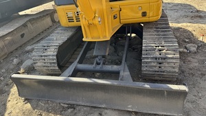 รถขุดไฮดรอลิกแบบตีนตะขาบ Komatsu PC55 มือสองจากญี่ปุ่น ขนาด 5 ตัน พร้อมเครื่องยนต์ เกียร์ ปั๊ม PLC สำหรับงานก่อสร้างในฟาร์ม ได้รับการรับรองมาตรฐาน EPA และ CE - Product Image 3