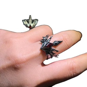 Nouvelle bague en alliage style couronne irrégulière, au design audacieux, thème Champion Éternel Anime-jeu, style sombre, à ouverture réglable - Product Image 5