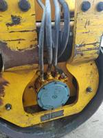 Rouleau compacteur à simple tambour d'occasion SAKAI TW330 de 3 tonnes, d'origine japonaise, mini compacteur, rouleau compacteur à vibrations de petite taille SAKAI d'occasion à vendre