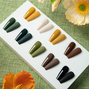 60 สี ยาทาเล็บเจลยูวี/แอลอีดี ยี่ห้อแบร์ ขายดี รับผลิตแบรนด์ส่วนตัว 1 สี/1 ขวด ปลอดสารพิษ ขนาด 15 มล. ชุดยาทาเล็บเจล ฟรีสี - Product Image 4
