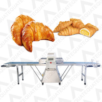 Machines à croissants, ligne de production de croissants, machine à faire des croissants, automatique