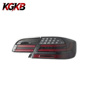 Feux arrière à LED KGKB pour <span class=keywords><strong>BMW</strong></span> Série 3 E92 Coupé E93 Cabriolet 2006-2013 Style M3 Clignotants Séquentiels Plug & Play - Product Image 4