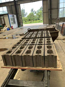 <span class=keywords><strong>QT8</strong></span>-15 Vollautomatische Hydraulische Pflasterstein-Herstellungsmaschine mit SPS & Motor Hochproduktive Betonstein-Produktionslinie - Product Image 4