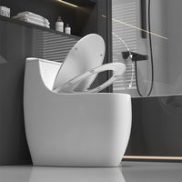 WC monobloc moderne en céramique, à poser au sol, blanc, avec base décorative, facile à nettoyer, finition émaillée, fournisseur d'articles sanitaires