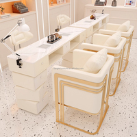 Meubles de salon de luxe de haute qualité modernes Bureau de manucure en bois blanc avec table à ongles pour salons de beauté Technicien en ongles professionnel