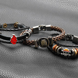 Accessoires Anime - Bracelet multi-couches en cuir tressé vintage avec hologramme, motif Pirate <span class=keywords><strong>King</strong></span> Attack Giant - Product Image 3