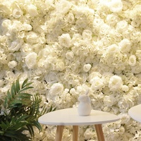 Panel Dinding Bunga Buatan Plastik 5D dengan Tampilan Contoh di Showroom Pabrik