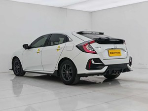 <span class=keywords><strong>Honda</strong></span> <span class=keywords><strong>Civic</strong></span> <span class=keywords><strong>Coupé</strong></span> 2020 d'occasion, traction avant, conduite à gauche, intérieur tissu foncé, livraison immédiate, boîte automatique, moteur turbo, caméra de recul, galerie de toit métallique - Product Image 4