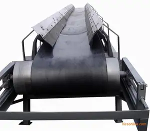 Alev dayanıklı kauçuk bant konveyör üreticisi toptan fiyat kalıplı kenar için çimento fabrikası 42 geniş 3 katmanlar