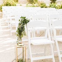 Chaises pliantes en résine, lot de 4, avec assise rembourrée en vinyle, pour intérieur et extérieur, événements, fêtes, mariages - Blanc