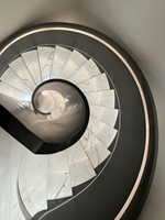 Marches et contremarches d'escalier en marbre naturel poli, ignifuges, modernes, pour escalier intérieur de villa