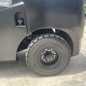 הצפת דיזל מלגזה משאית CPC-30 3 טון AWD-CE מוסמך הרמת חומר עבור יצוא גלובלי - Product Image 4